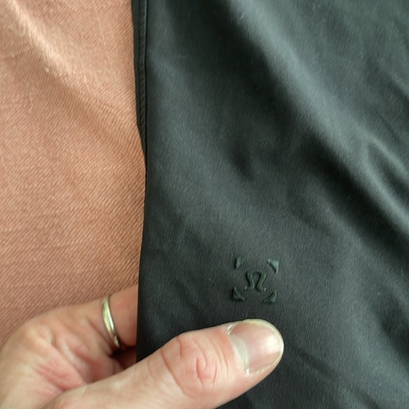 Lululemon T.H.E. Short linerless - Picture 8 of 9